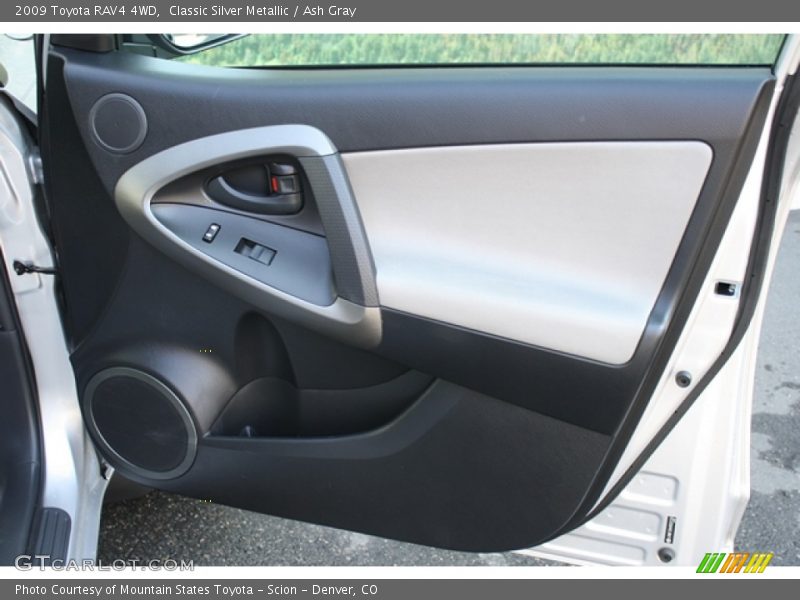 Classic Silver Metallic / Ash Gray 2009 Toyota RAV4 4WD