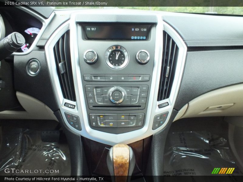 Platinum Ice Tricoat / Shale/Ebony 2010 Cadillac SRX V6
