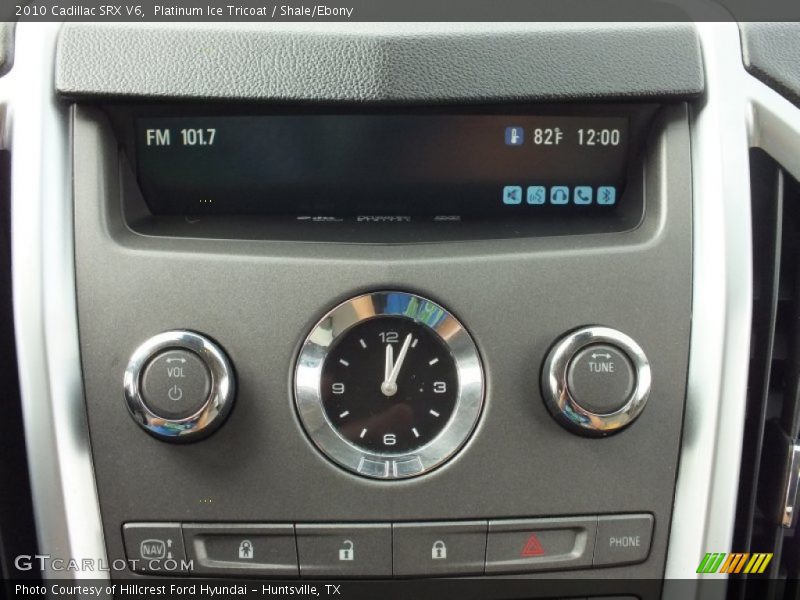 Platinum Ice Tricoat / Shale/Ebony 2010 Cadillac SRX V6