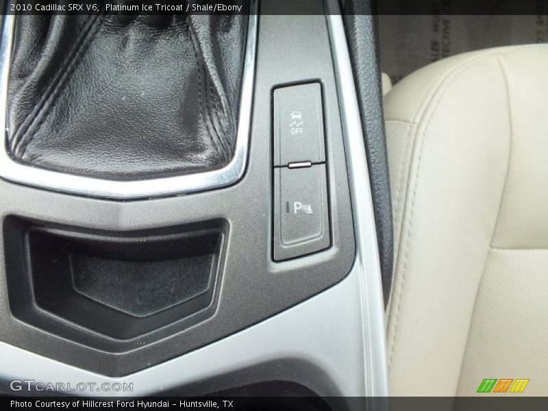Platinum Ice Tricoat / Shale/Ebony 2010 Cadillac SRX V6