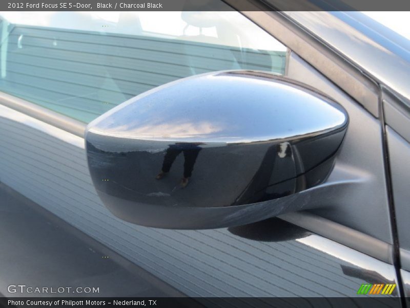 Black / Charcoal Black 2012 Ford Focus SE 5-Door