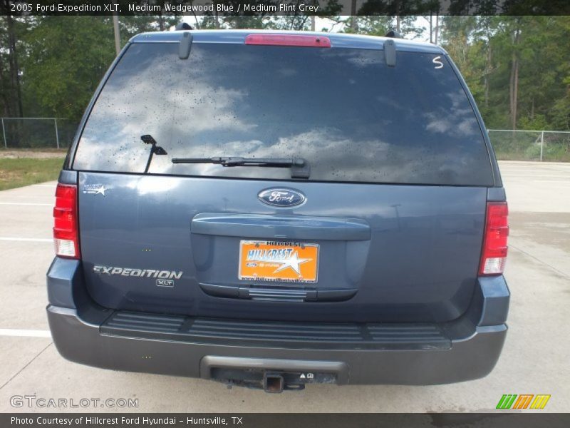 Medium Wedgewood Blue / Medium Flint Grey 2005 Ford Expedition XLT
