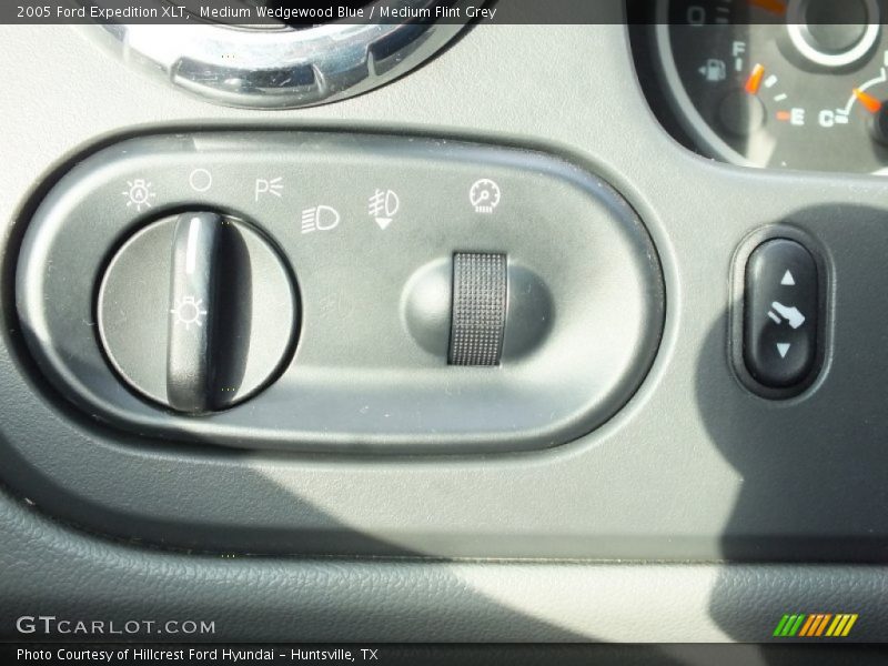 Medium Wedgewood Blue / Medium Flint Grey 2005 Ford Expedition XLT