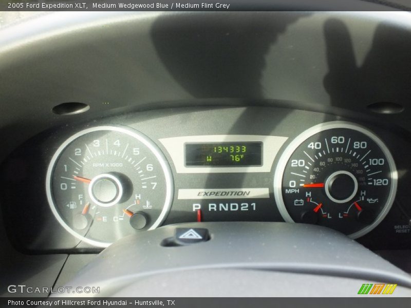 Medium Wedgewood Blue / Medium Flint Grey 2005 Ford Expedition XLT