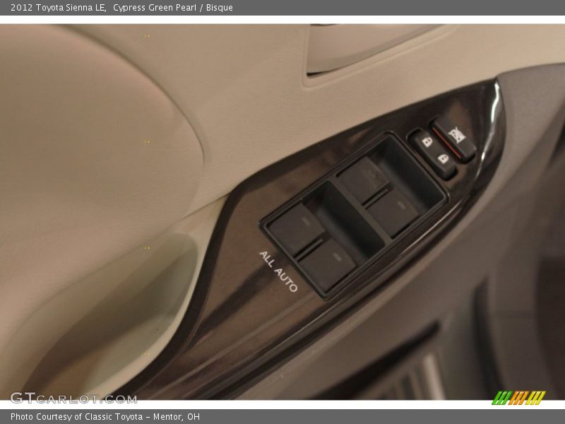 Cypress Green Pearl / Bisque 2012 Toyota Sienna LE