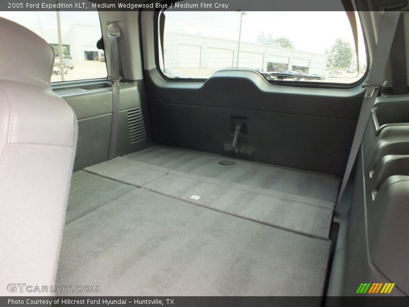 Medium Wedgewood Blue / Medium Flint Grey 2005 Ford Expedition XLT