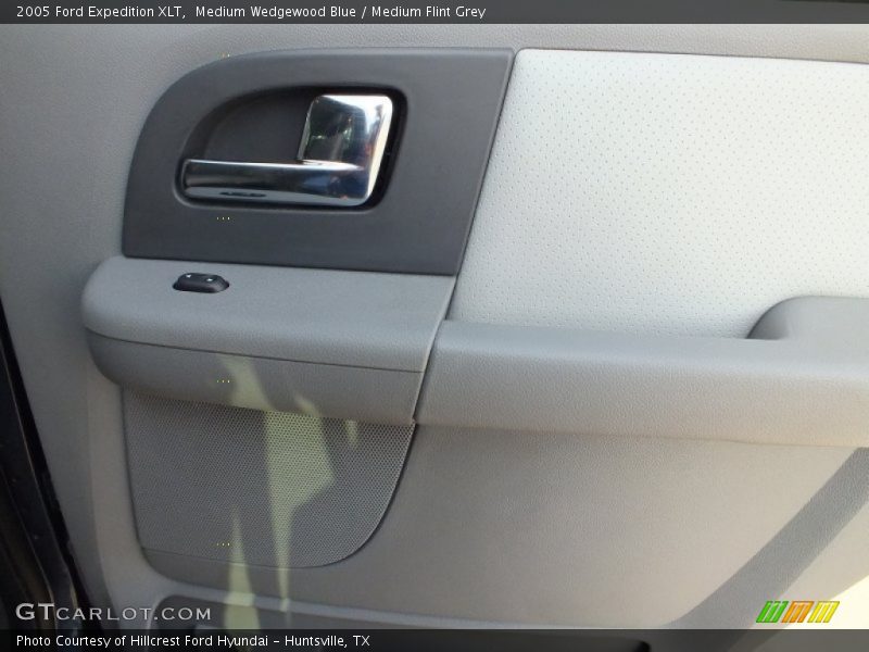 Medium Wedgewood Blue / Medium Flint Grey 2005 Ford Expedition XLT