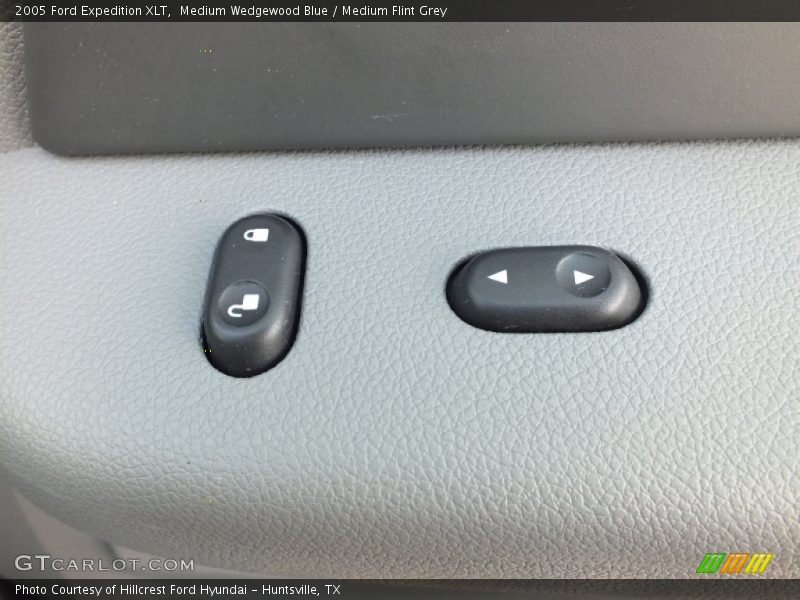 Medium Wedgewood Blue / Medium Flint Grey 2005 Ford Expedition XLT