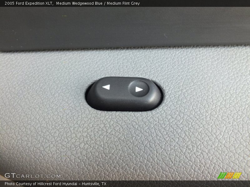 Medium Wedgewood Blue / Medium Flint Grey 2005 Ford Expedition XLT