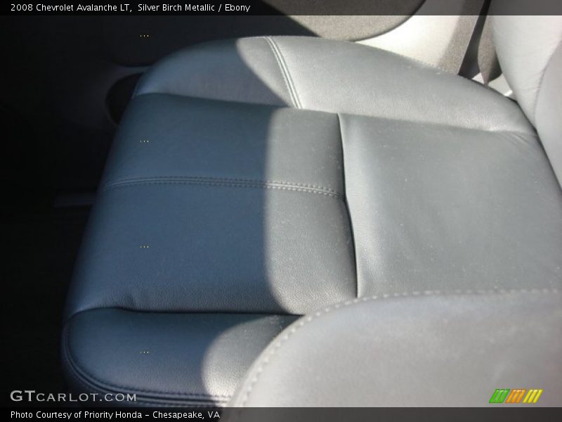 Silver Birch Metallic / Ebony 2008 Chevrolet Avalanche LT