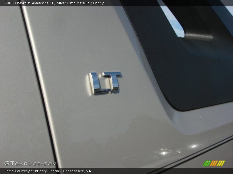 Silver Birch Metallic / Ebony 2008 Chevrolet Avalanche LT