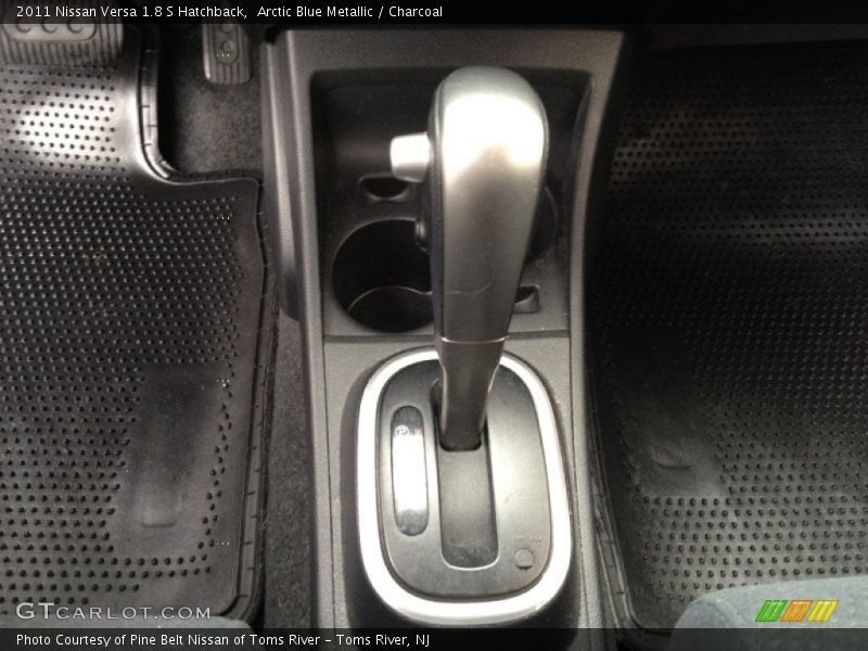  2011 Versa 1.8 S Hatchback 4 Speed Automatic Shifter