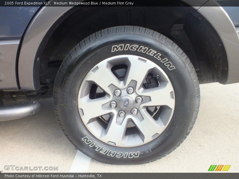 Medium Wedgewood Blue / Medium Flint Grey 2005 Ford Expedition XLT
