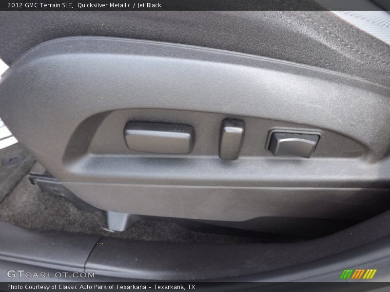 Quicksilver Metallic / Jet Black 2012 GMC Terrain SLE