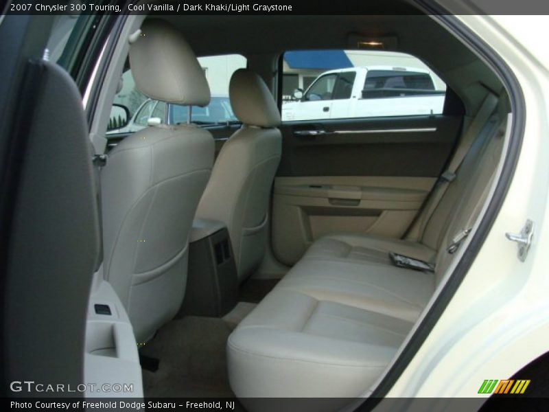 Cool Vanilla / Dark Khaki/Light Graystone 2007 Chrysler 300 Touring