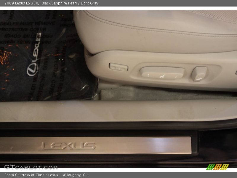 Black Sapphire Pearl / Light Gray 2009 Lexus ES 350