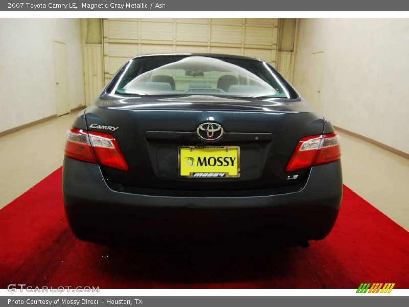 Magnetic Gray Metallic / Ash 2007 Toyota Camry LE