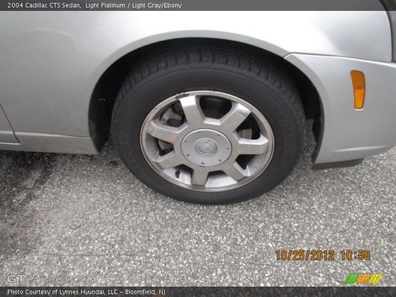 Light Platinum / Light Gray/Ebony 2004 Cadillac CTS Sedan