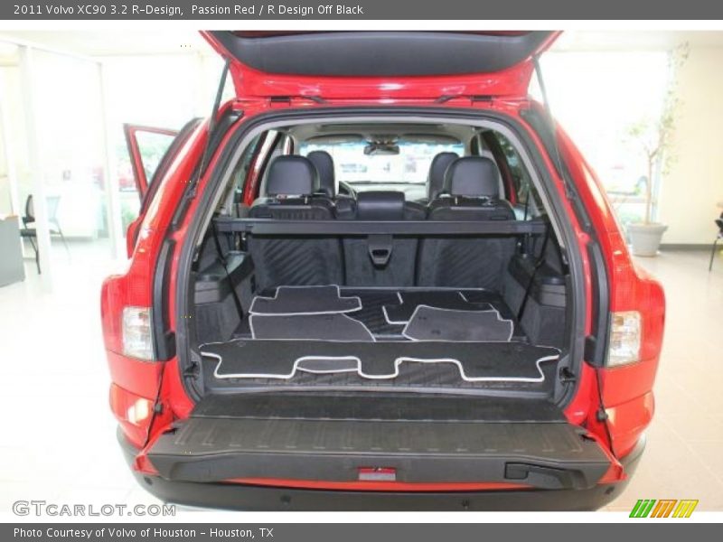 Passion Red / R Design Off Black 2011 Volvo XC90 3.2 R-Design