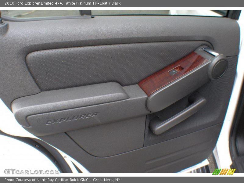 Door Panel of 2010 Explorer Limited 4x4