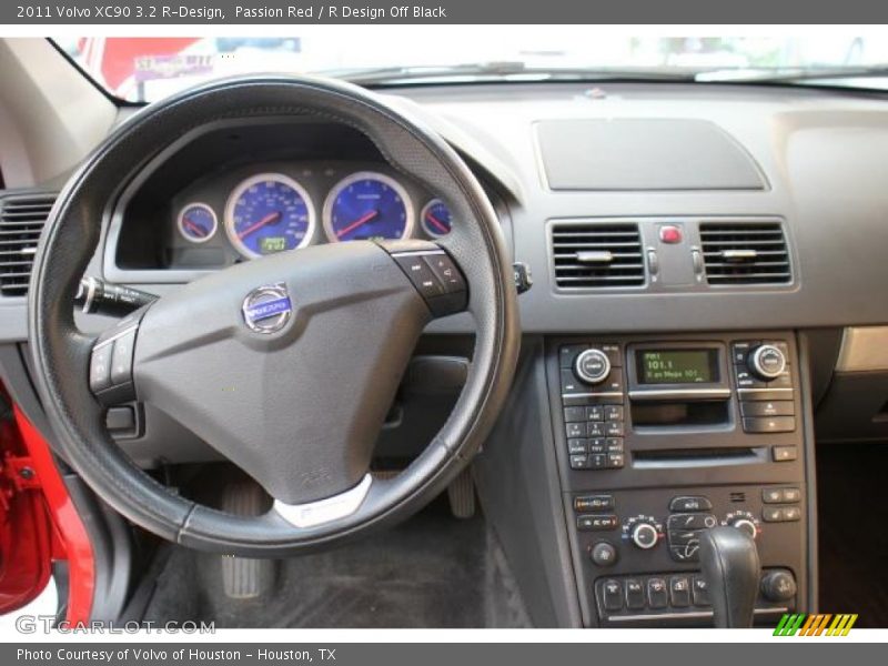 Dashboard of 2011 XC90 3.2 R-Design