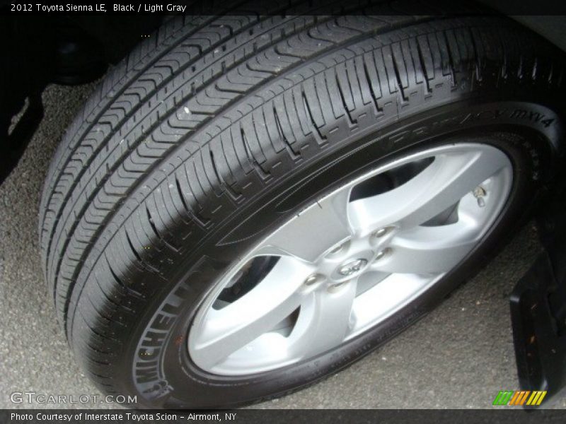 Black / Light Gray 2012 Toyota Sienna LE