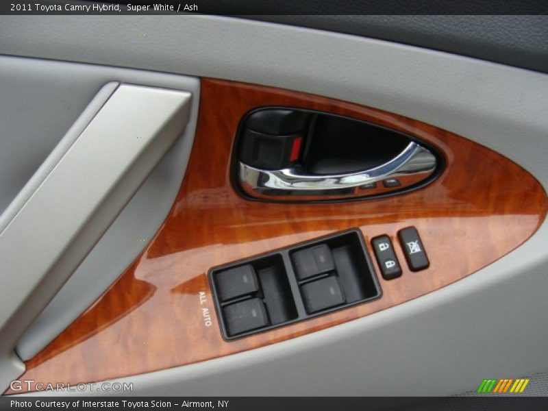Super White / Ash 2011 Toyota Camry Hybrid
