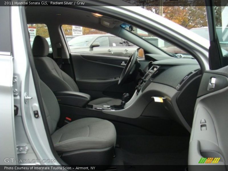 Radiant Silver / Gray 2011 Hyundai Sonata GLS