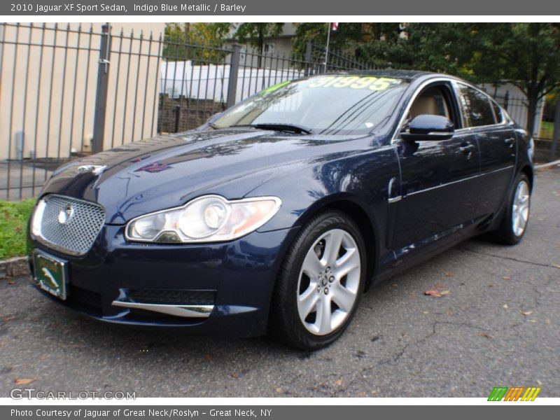 Front 3/4 View of 2010 XF Sport Sedan