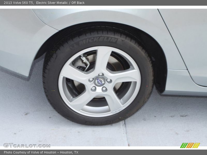 Electric Silver Metallic / Off Black 2013 Volvo S60 T5