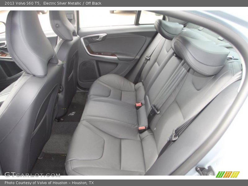 Electric Silver Metallic / Off Black 2013 Volvo S60 T5