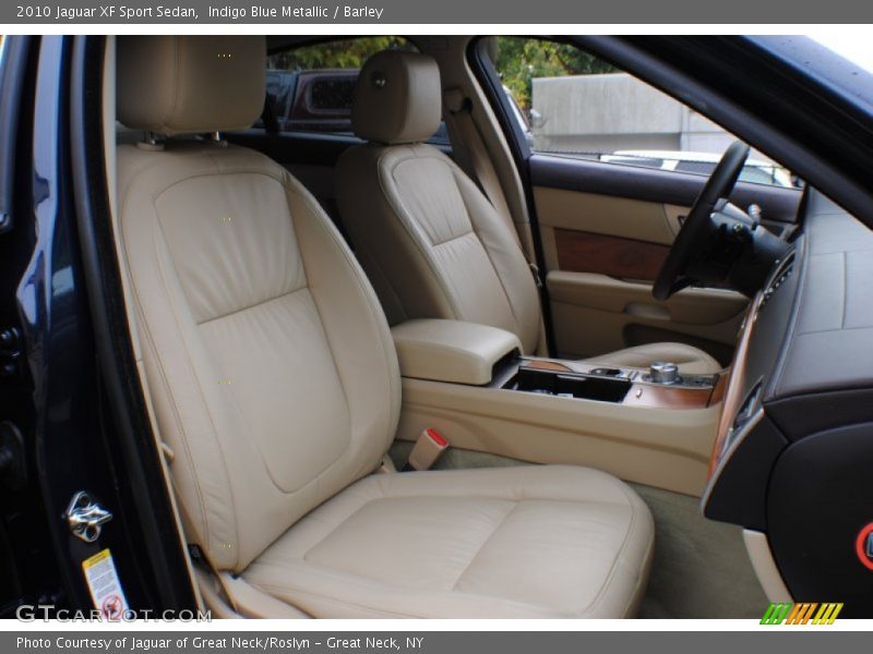  2010 XF Sport Sedan Barley Interior