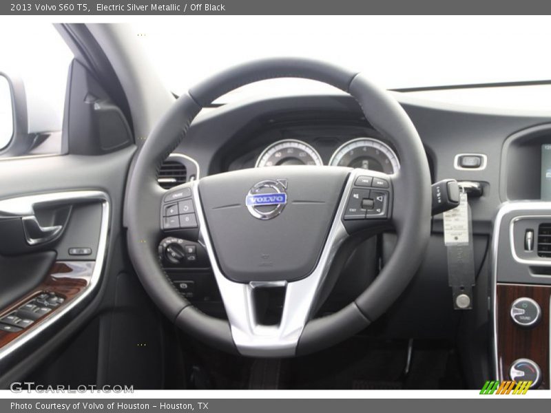 Electric Silver Metallic / Off Black 2013 Volvo S60 T5