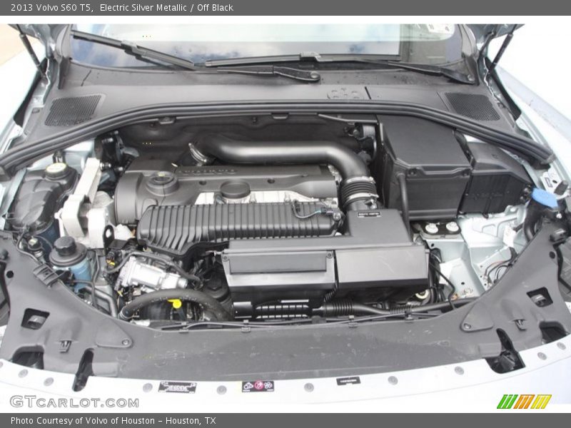 Electric Silver Metallic / Off Black 2013 Volvo S60 T5