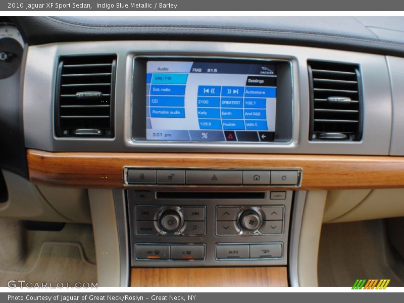 Controls of 2010 XF Sport Sedan