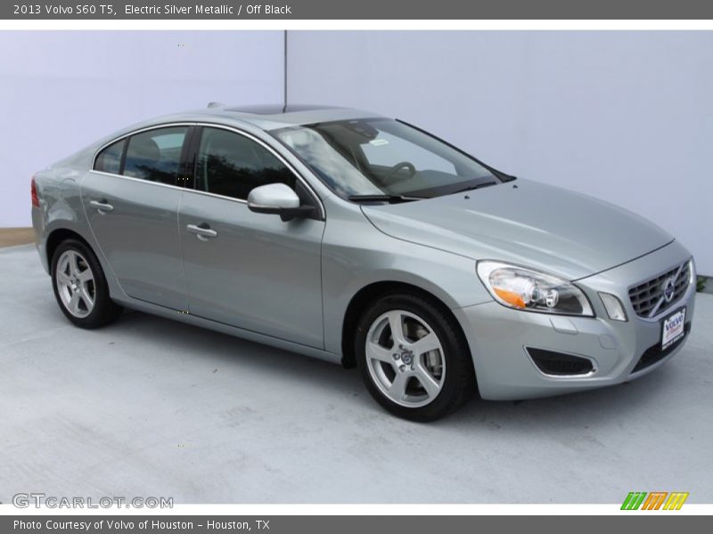 Electric Silver Metallic / Off Black 2013 Volvo S60 T5