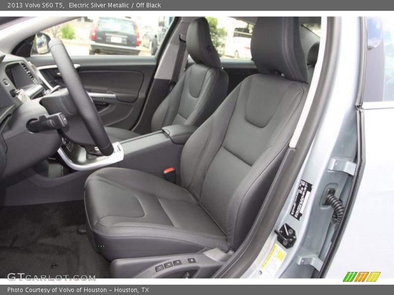 Electric Silver Metallic / Off Black 2013 Volvo S60 T5