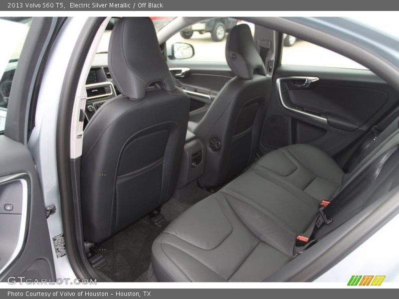 Electric Silver Metallic / Off Black 2013 Volvo S60 T5