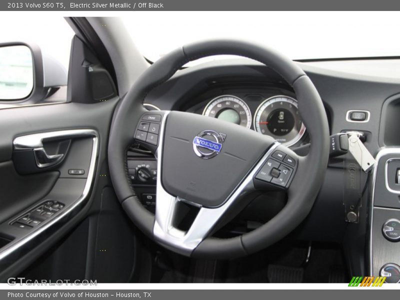 Electric Silver Metallic / Off Black 2013 Volvo S60 T5