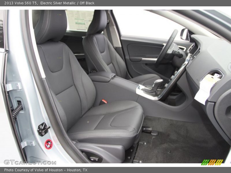 Electric Silver Metallic / Off Black 2013 Volvo S60 T5