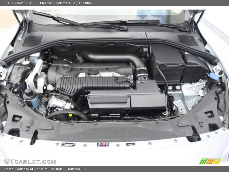 Electric Silver Metallic / Off Black 2013 Volvo S60 T5