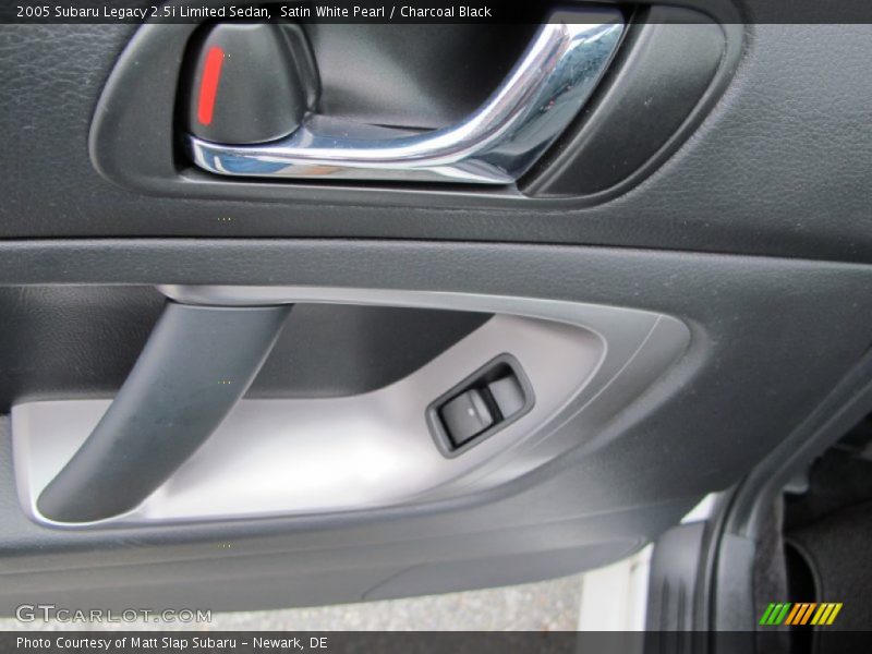 Satin White Pearl / Charcoal Black 2005 Subaru Legacy 2.5i Limited Sedan