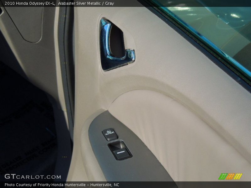 Alabaster Silver Metallic / Gray 2010 Honda Odyssey EX-L