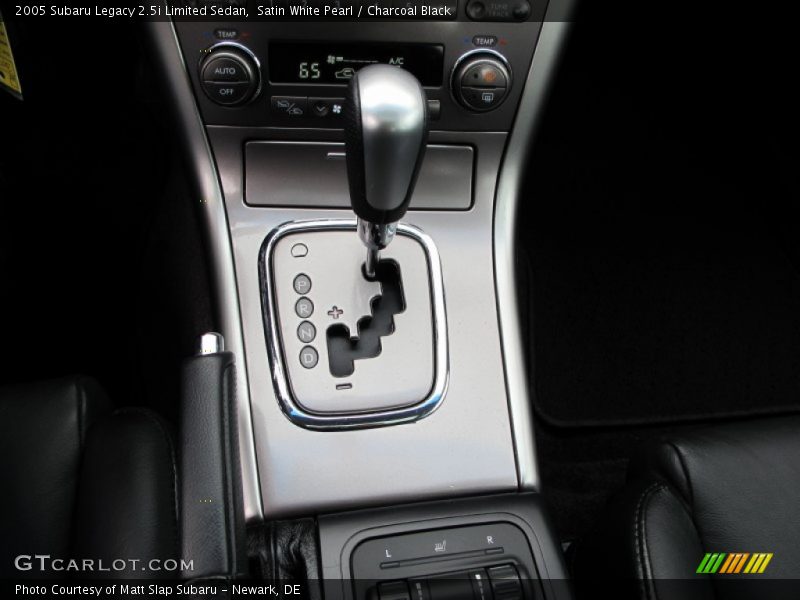 Satin White Pearl / Charcoal Black 2005 Subaru Legacy 2.5i Limited Sedan