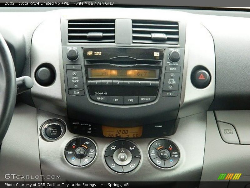 Controls of 2009 RAV4 Limited V6 4WD