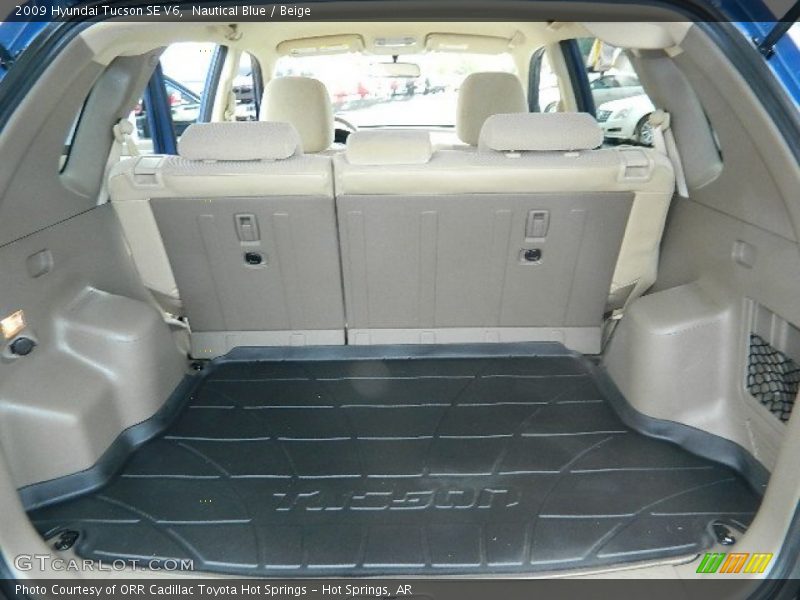  2009 Tucson SE V6 Trunk
