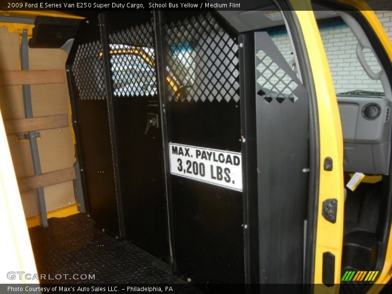 School Bus Yellow / Medium Flint 2009 Ford E Series Van E250 Super Duty Cargo