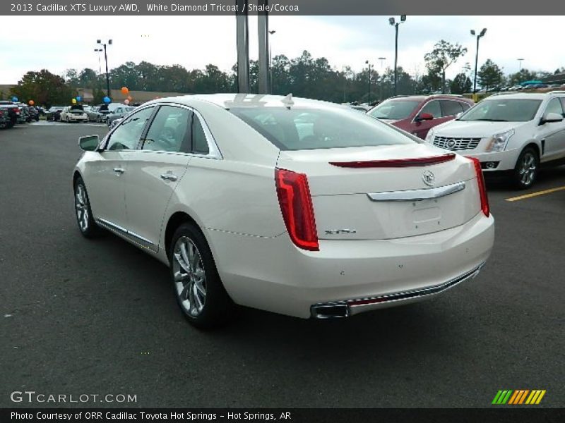 White Diamond Tricoat / Shale/Cocoa 2013 Cadillac XTS Luxury AWD