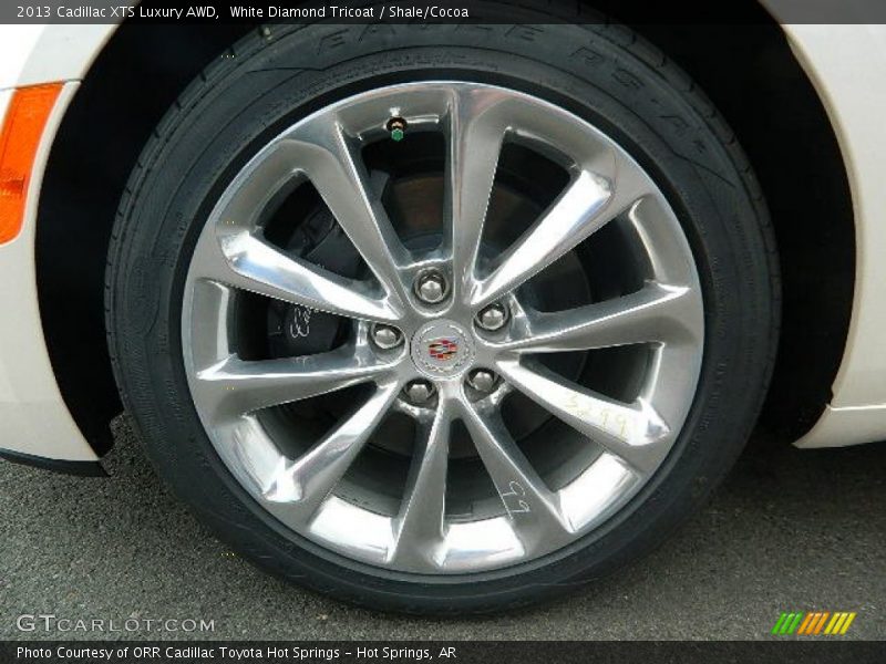 2013 XTS Luxury AWD Wheel