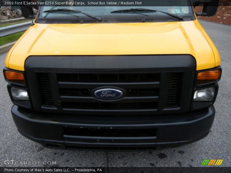 School Bus Yellow / Medium Flint 2009 Ford E Series Van E250 Super Duty Cargo
